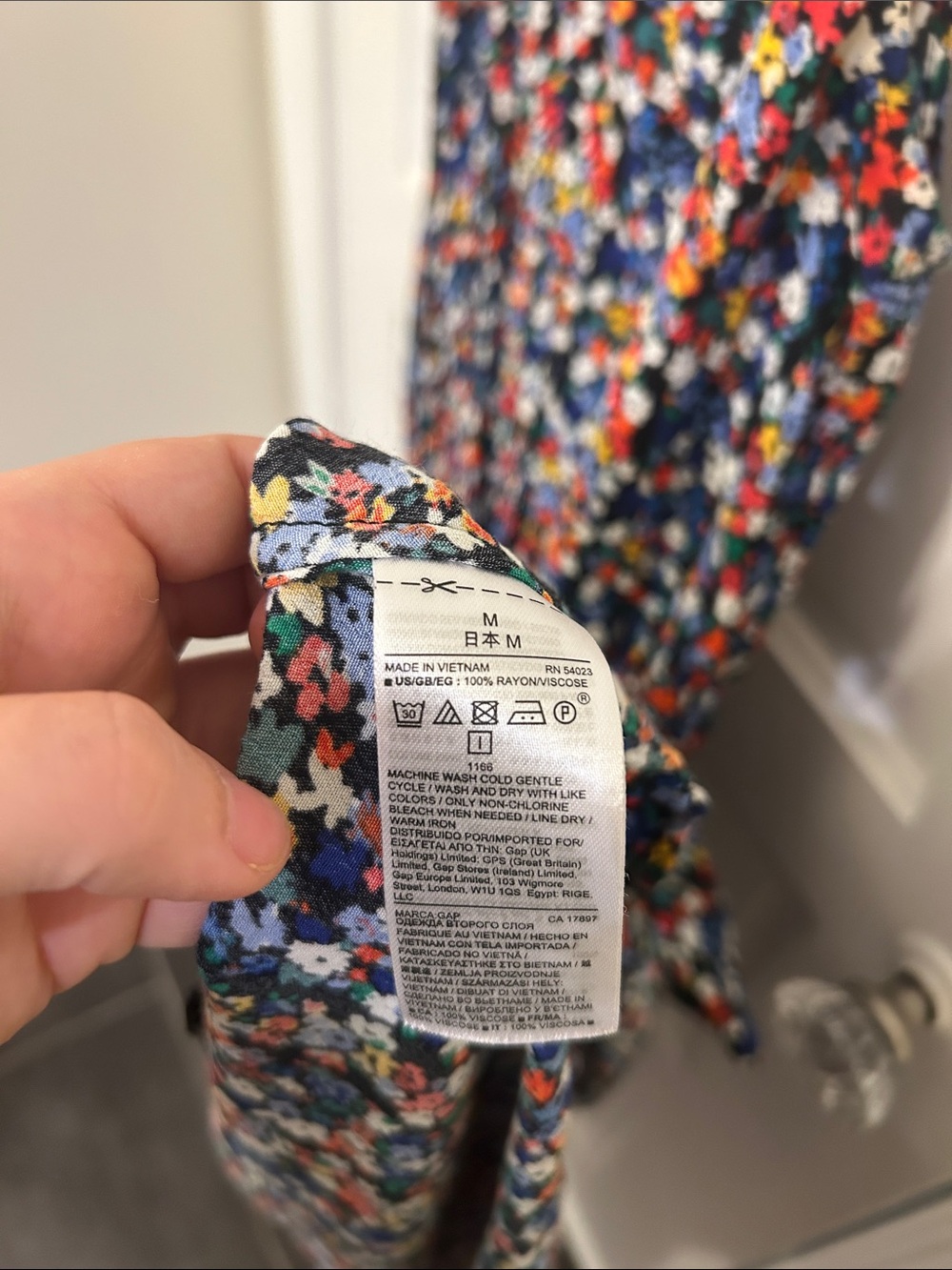 🛍 2/$18 GAP Floral Navy Blue Spaghetti-Strap Maxi Dress - Picture 4 of 5